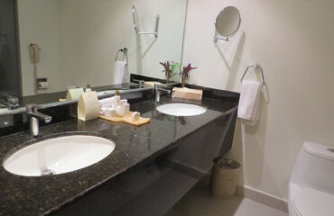 BATHROOM HOTEL