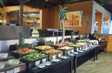 FOOD BUFFET