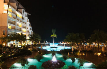 HOTEL POOL FRONT