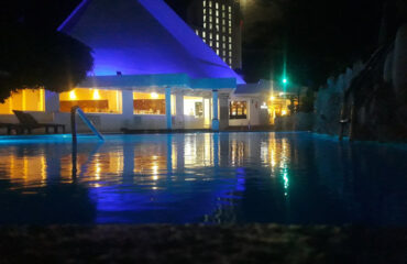 RESORT AT NIGHT