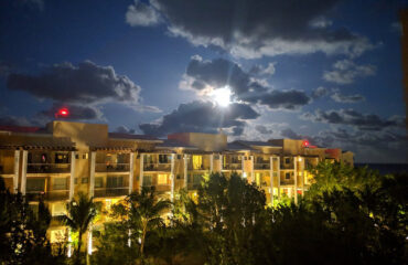 RESORT AT NIGHT