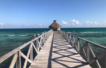 RESORT WALKWAY